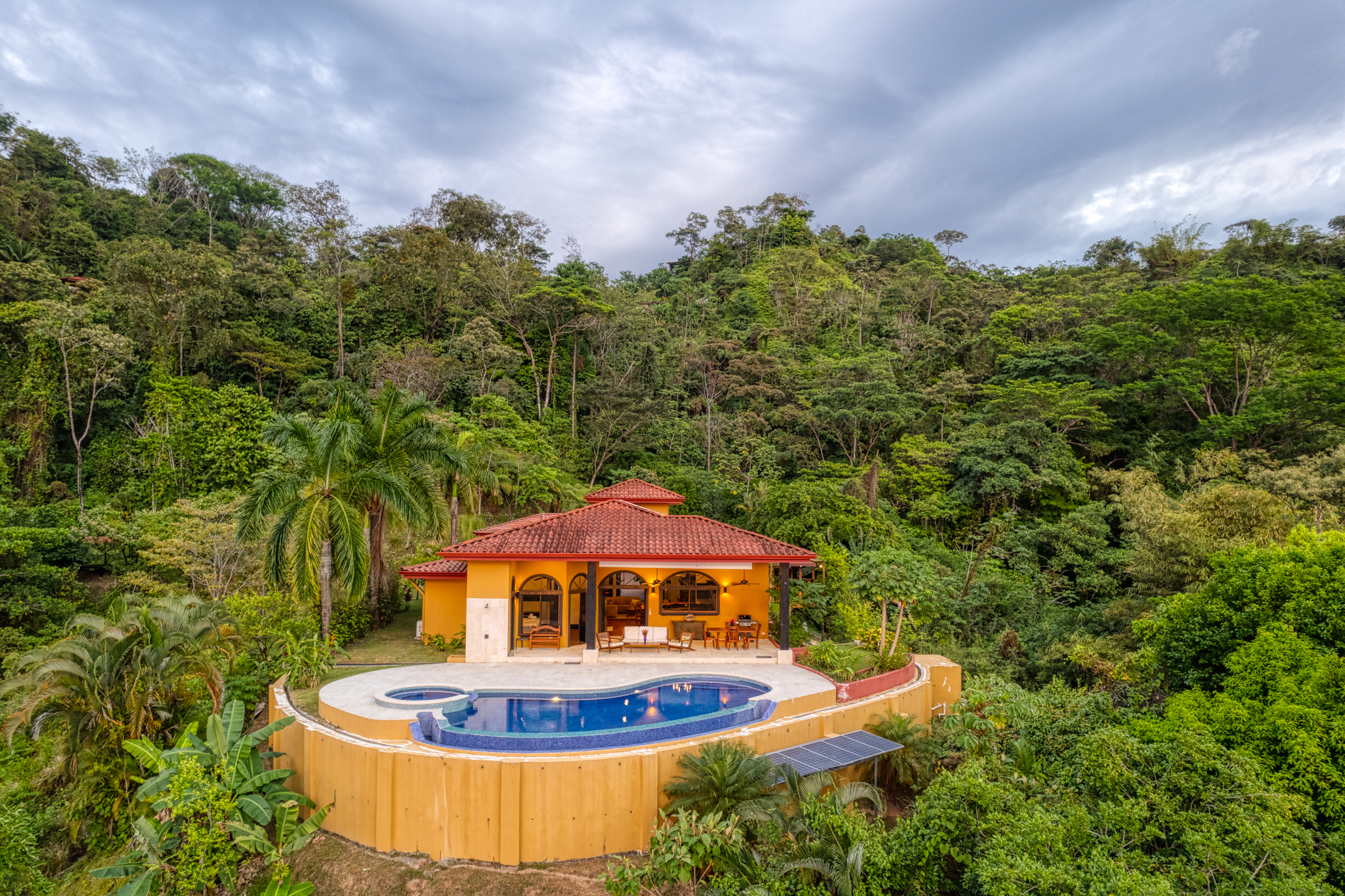 6 bed Single Family Homes For Sale in Uvita, Puntarenas - thumb 4