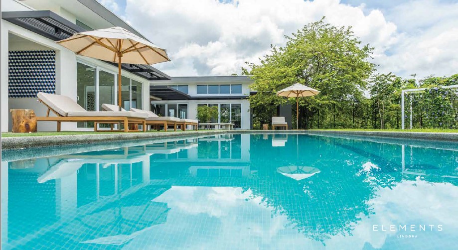 3 bed Single Family Homes For Sale in Santa Ana, San Jose - thumb 1