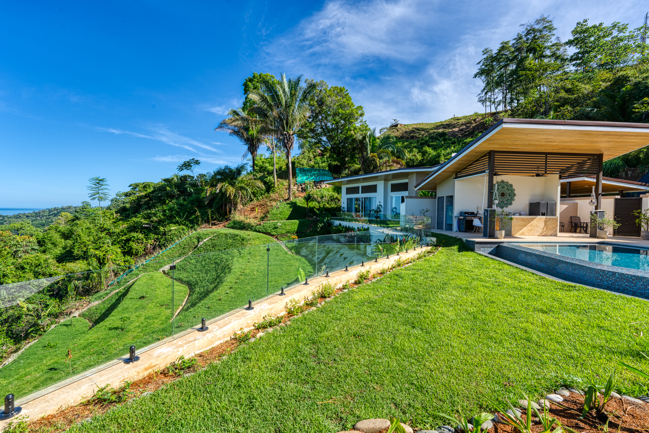 6 bed Single Family Homes For Sale in Uvita, Puntarenas - thumb 6