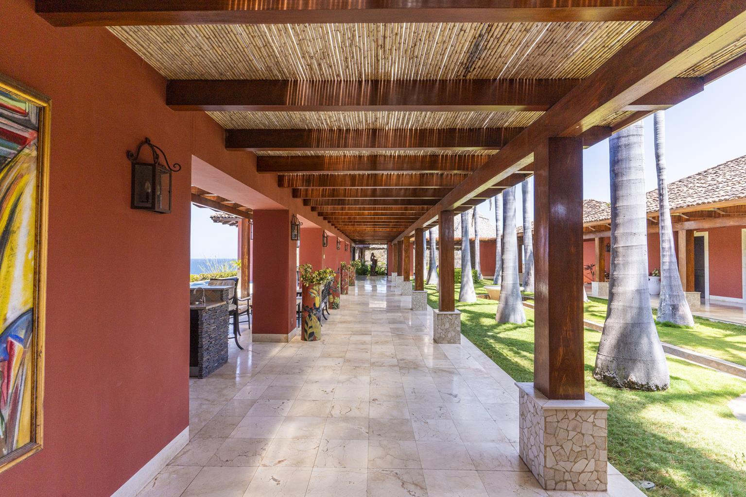 4 bed Single Family Homes For Sale in Playa Flamingo, Guanacaste - thumb 28