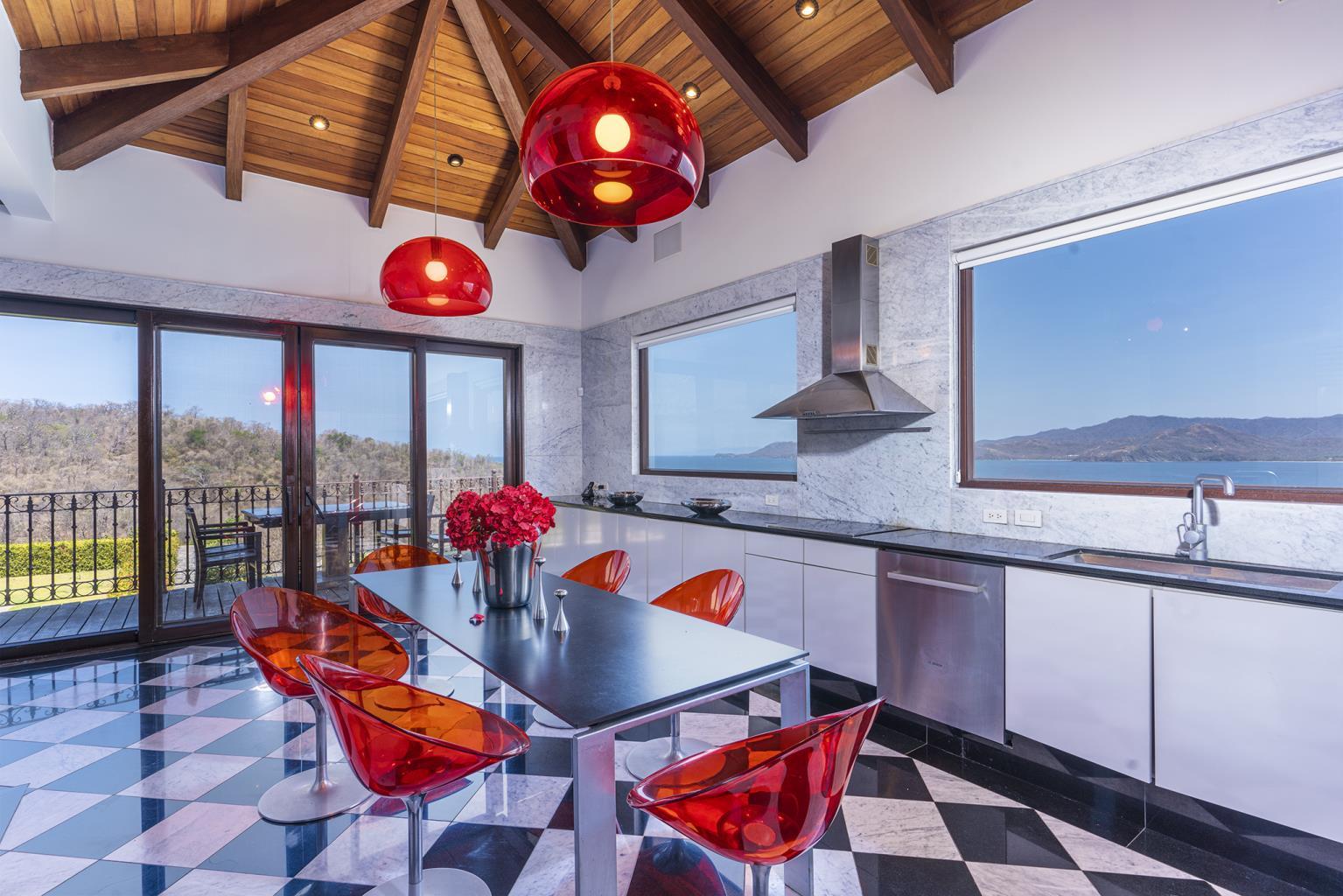 4 bed Single Family Homes For Sale in Playa Flamingo, Guanacaste - thumb 12