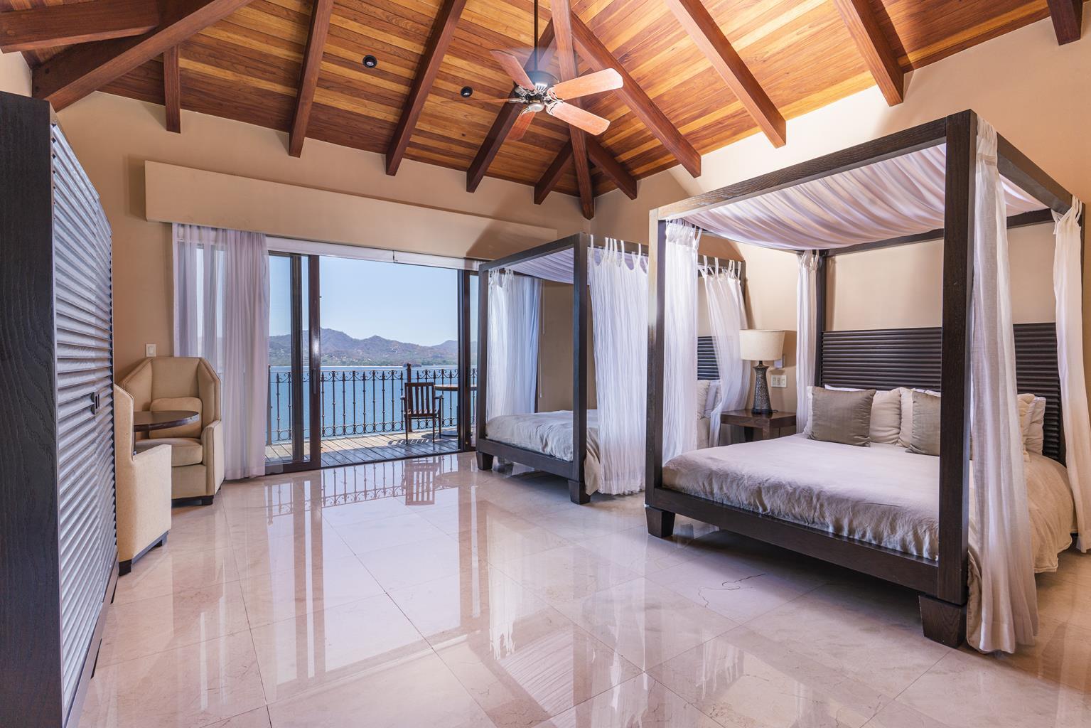 4 bed Single Family Homes For Sale in Playa Flamingo, Guanacaste - thumb 17