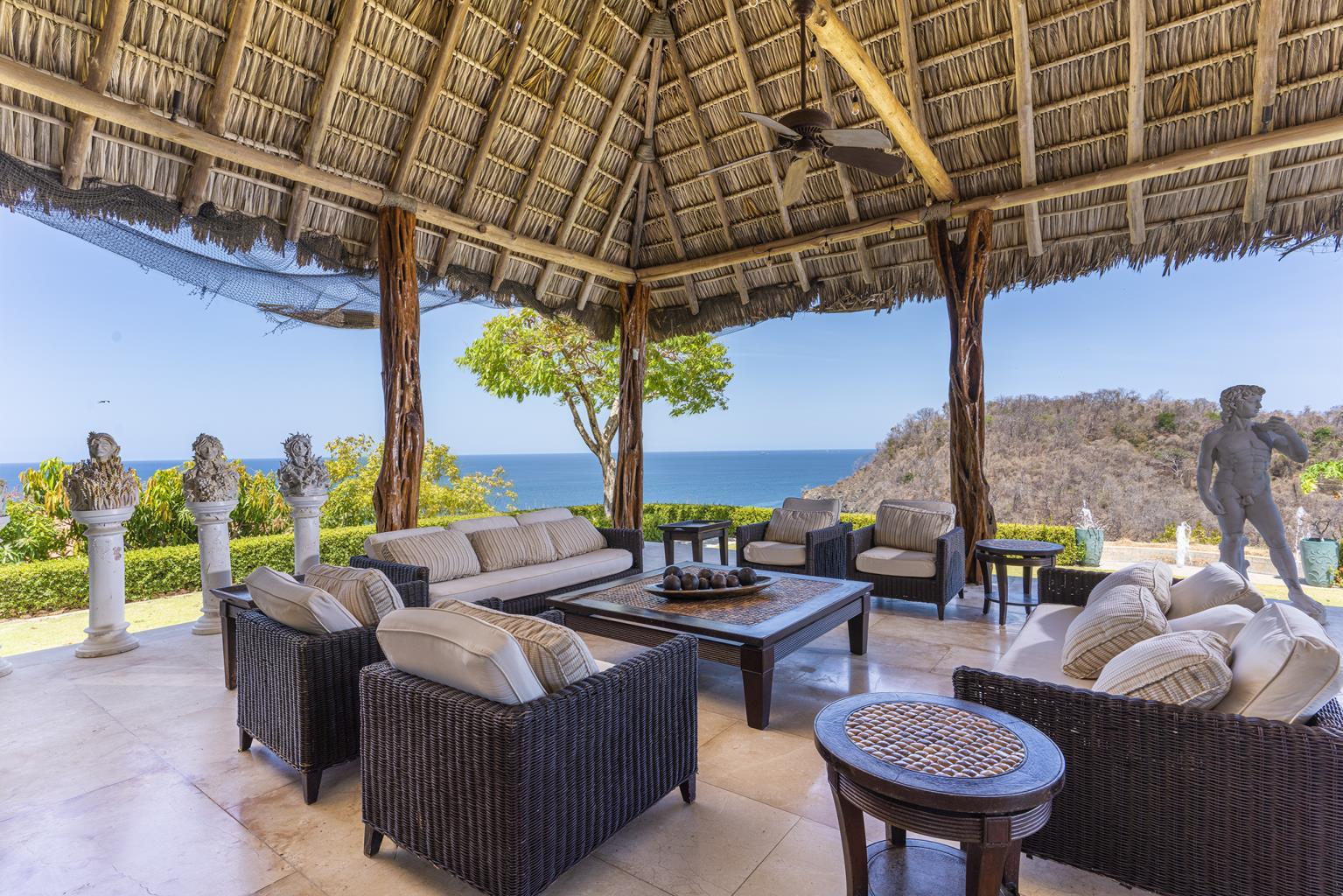 4 bed Single Family Homes For Sale in Playa Flamingo, Guanacaste - thumb 2