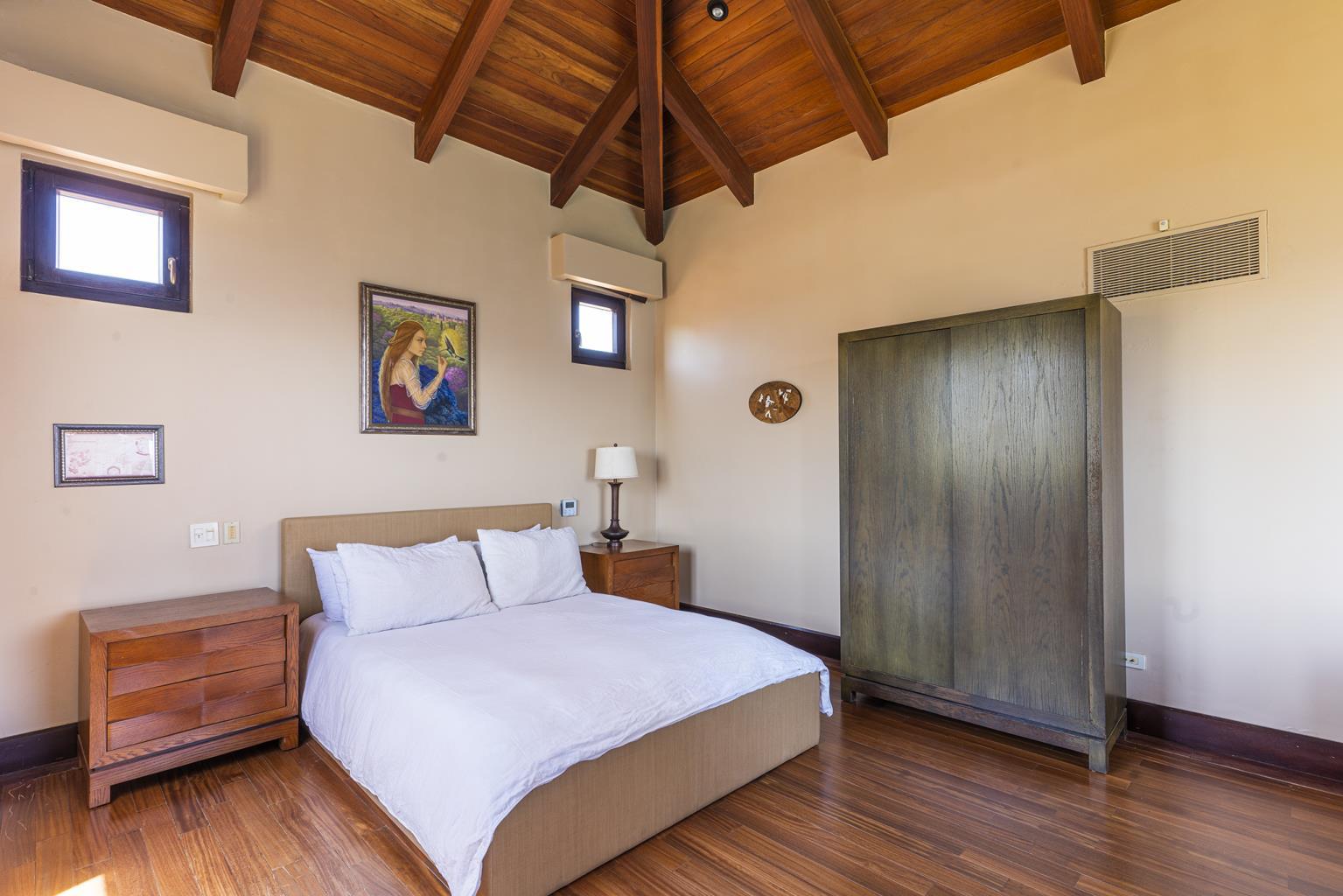 4 bed Single Family Homes For Sale in Playa Flamingo, Guanacaste - thumb 14