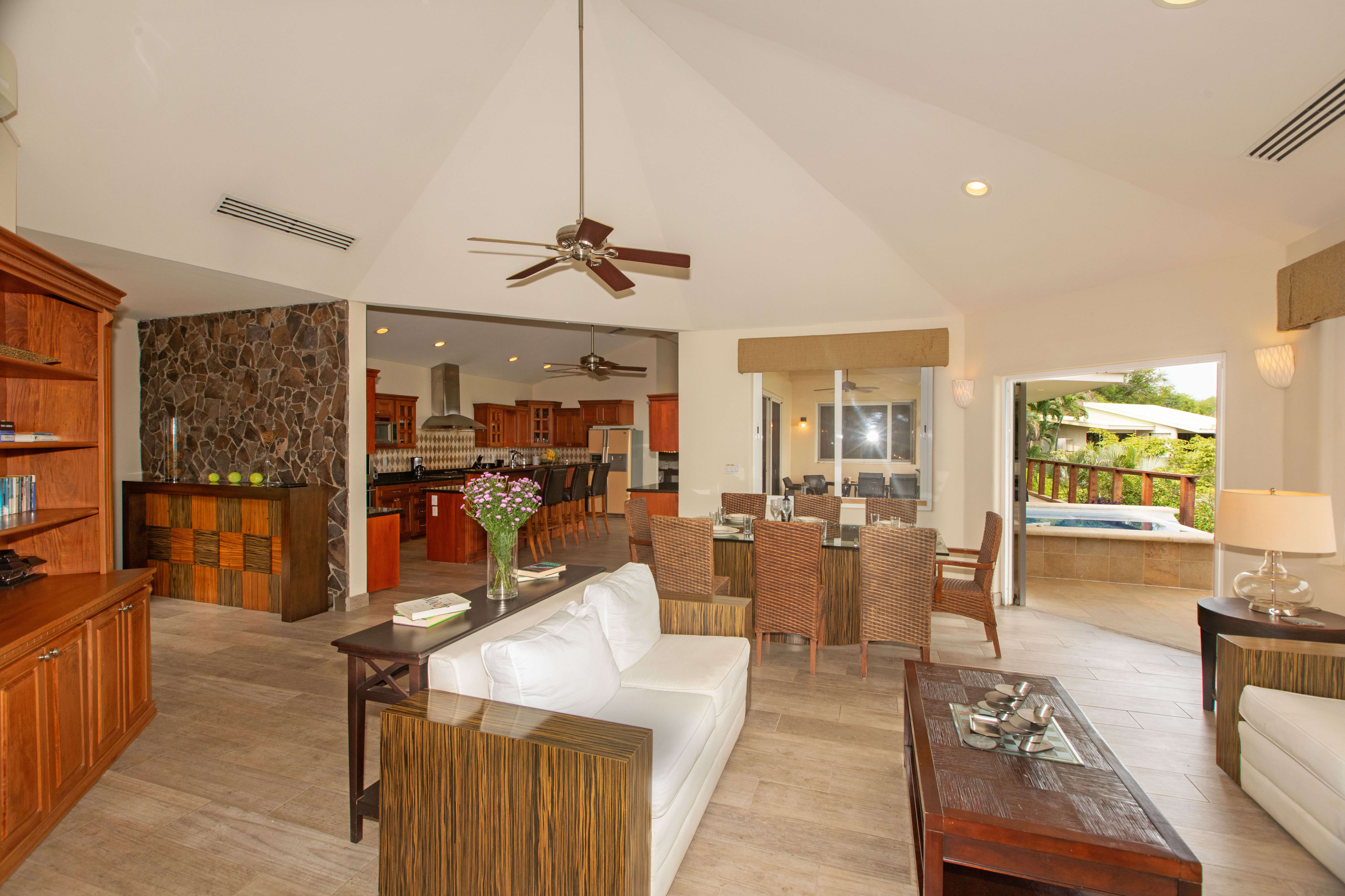 5 bed Single Family Homes For Sale in Ocotal, Guanacaste - thumb 21