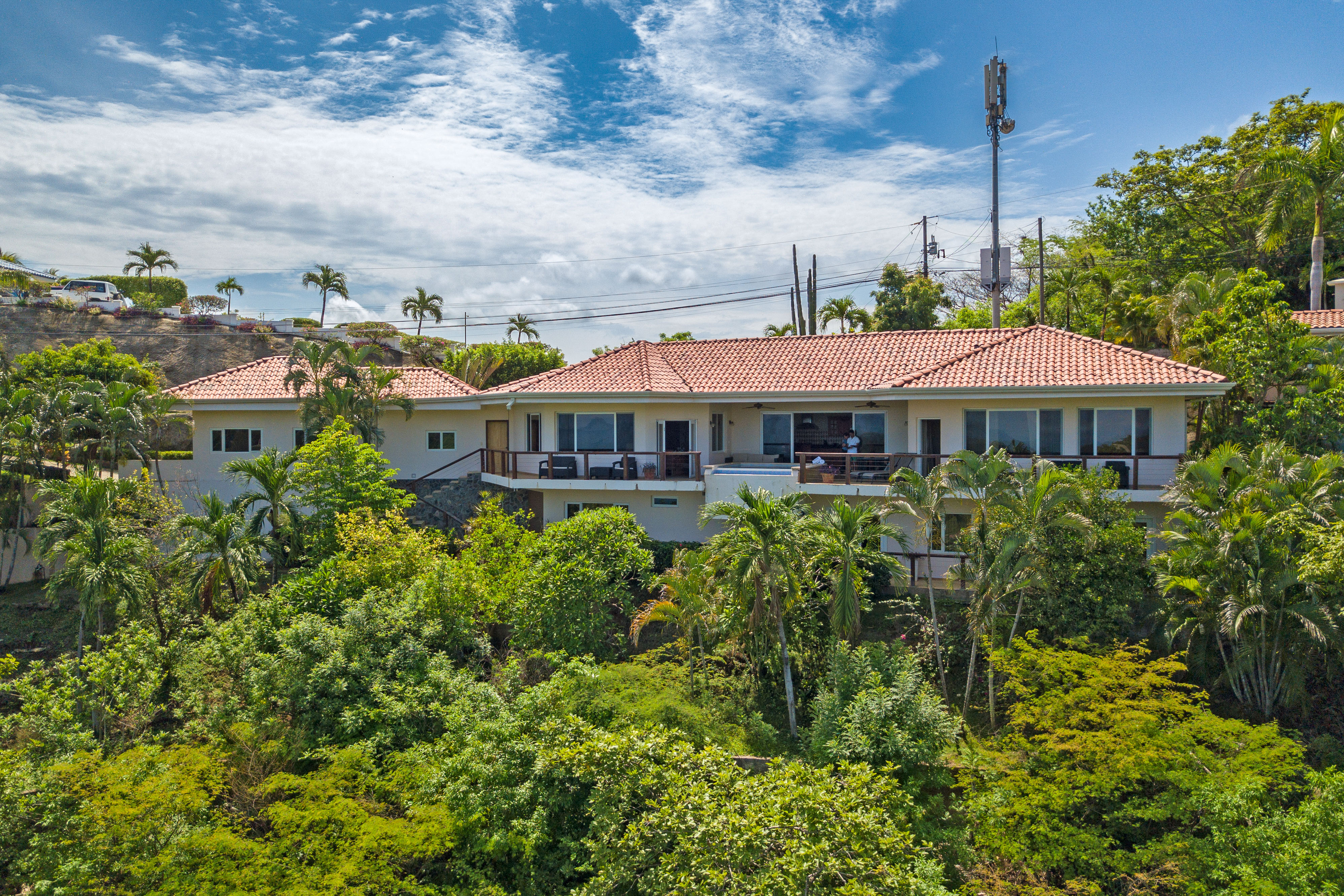 5 bed Single Family Homes For Sale in Ocotal, Guanacaste - thumb 1