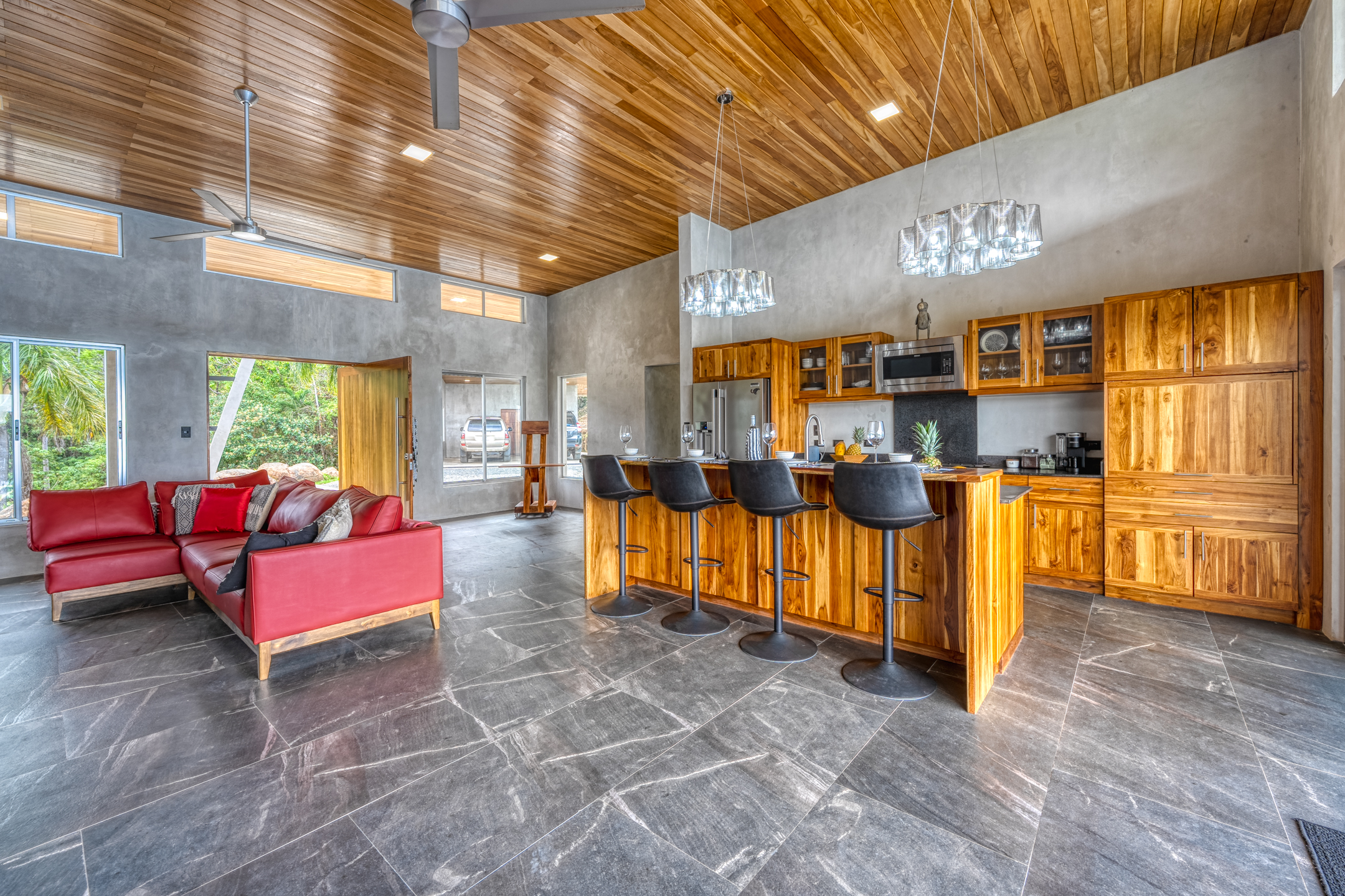 4 bed Single Family Homes For Sale in Dominical, Puntarenas - thumb 22