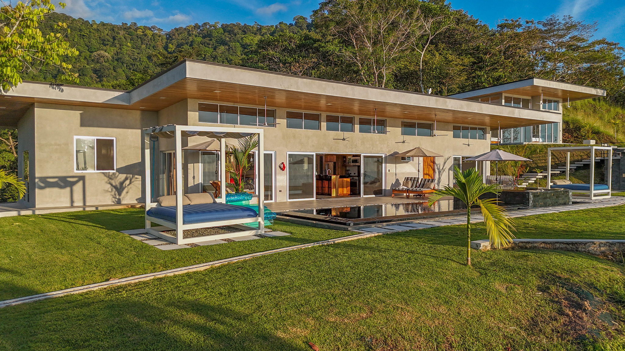 4 bed Single Family Homes For Sale in Dominical, Puntarenas - thumb 13