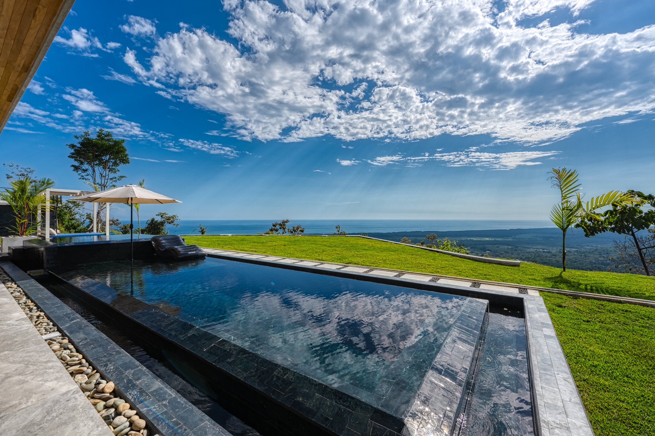 4 bed Single Family Homes For Sale in Dominical, Puntarenas - thumb 2