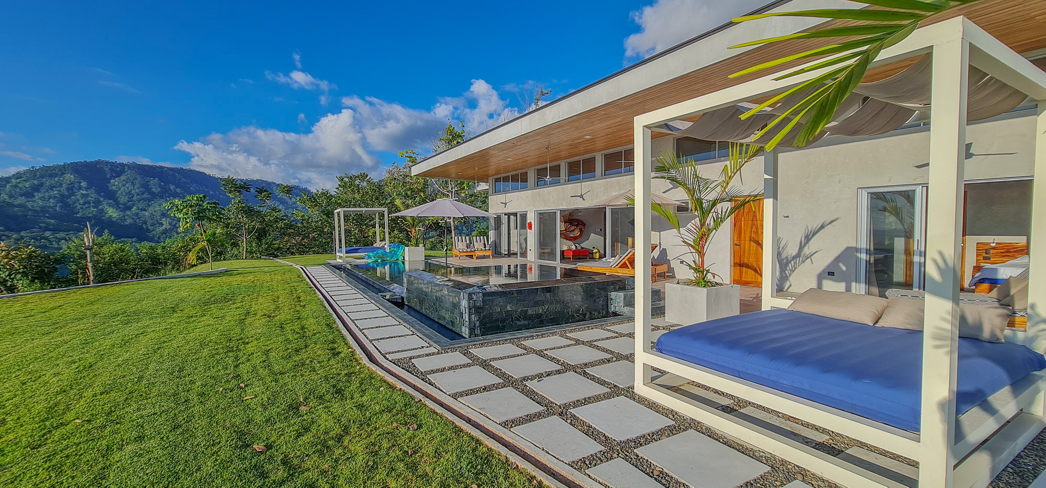 4 bed Single Family Homes For Sale in Dominical, Puntarenas - thumb 14