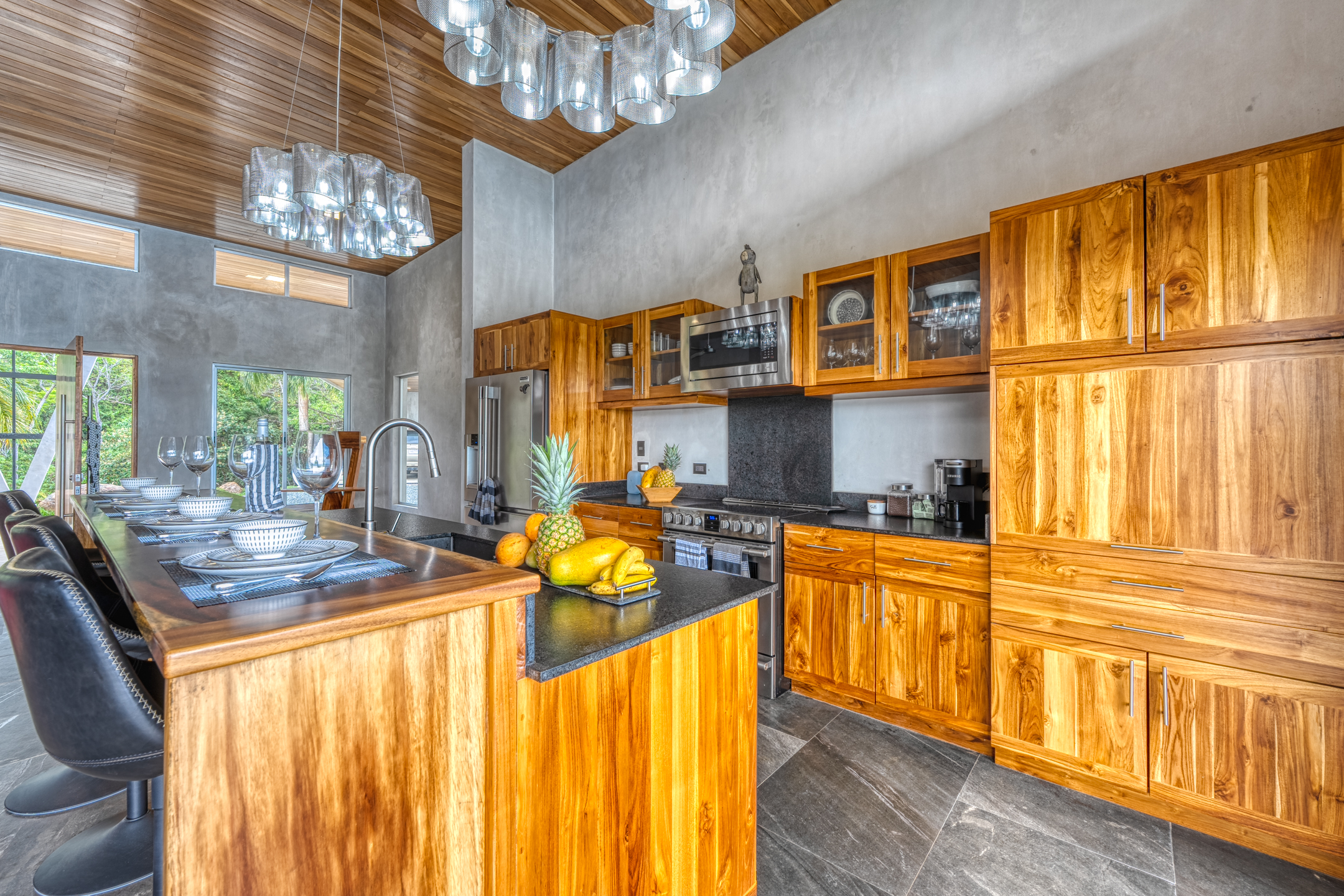 4 bed Single Family Homes For Sale in Dominical, Puntarenas - thumb 21