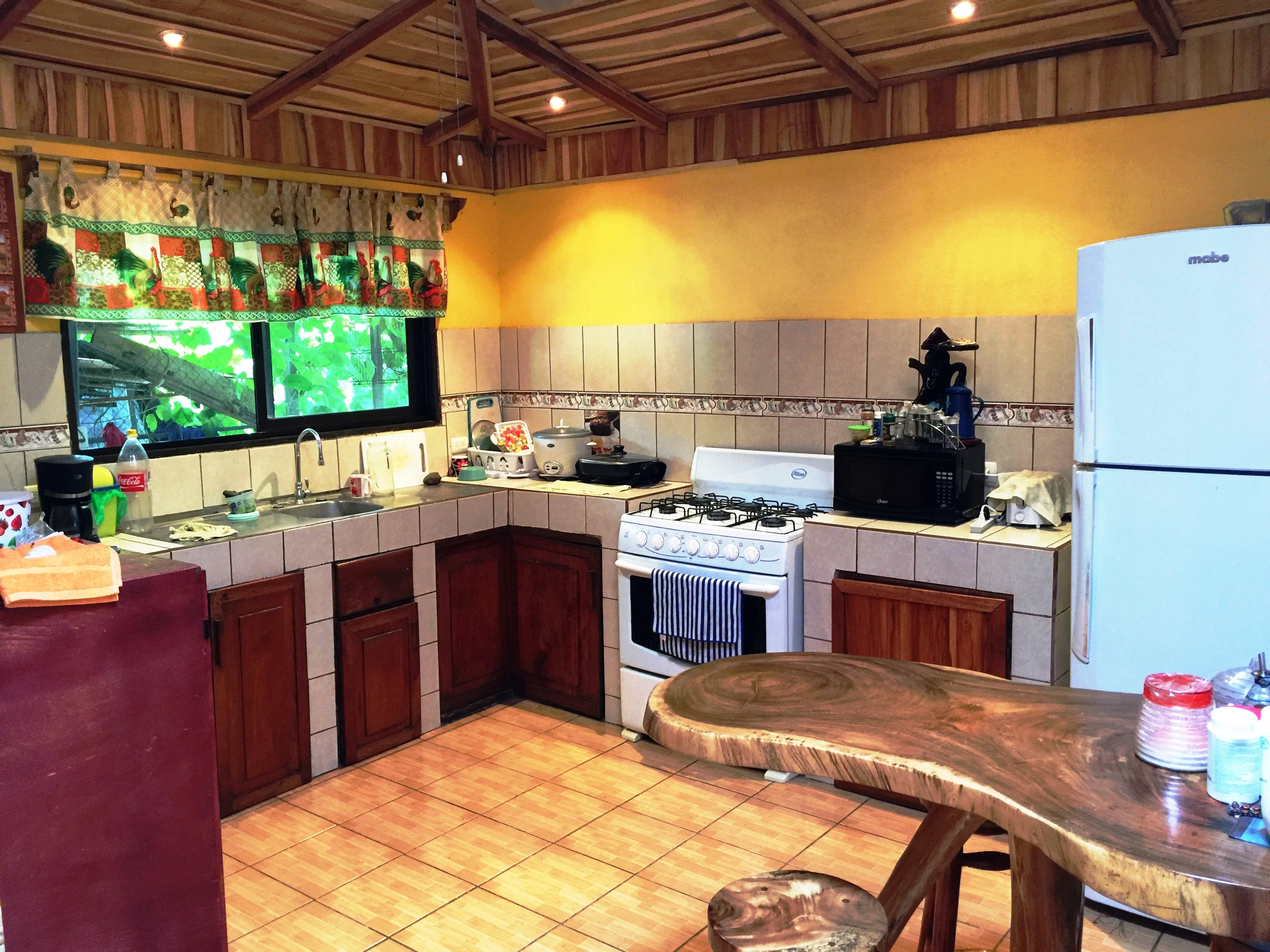 4 bed Single Family Homes For Sale in Paquera, Puntarenas - thumb 8