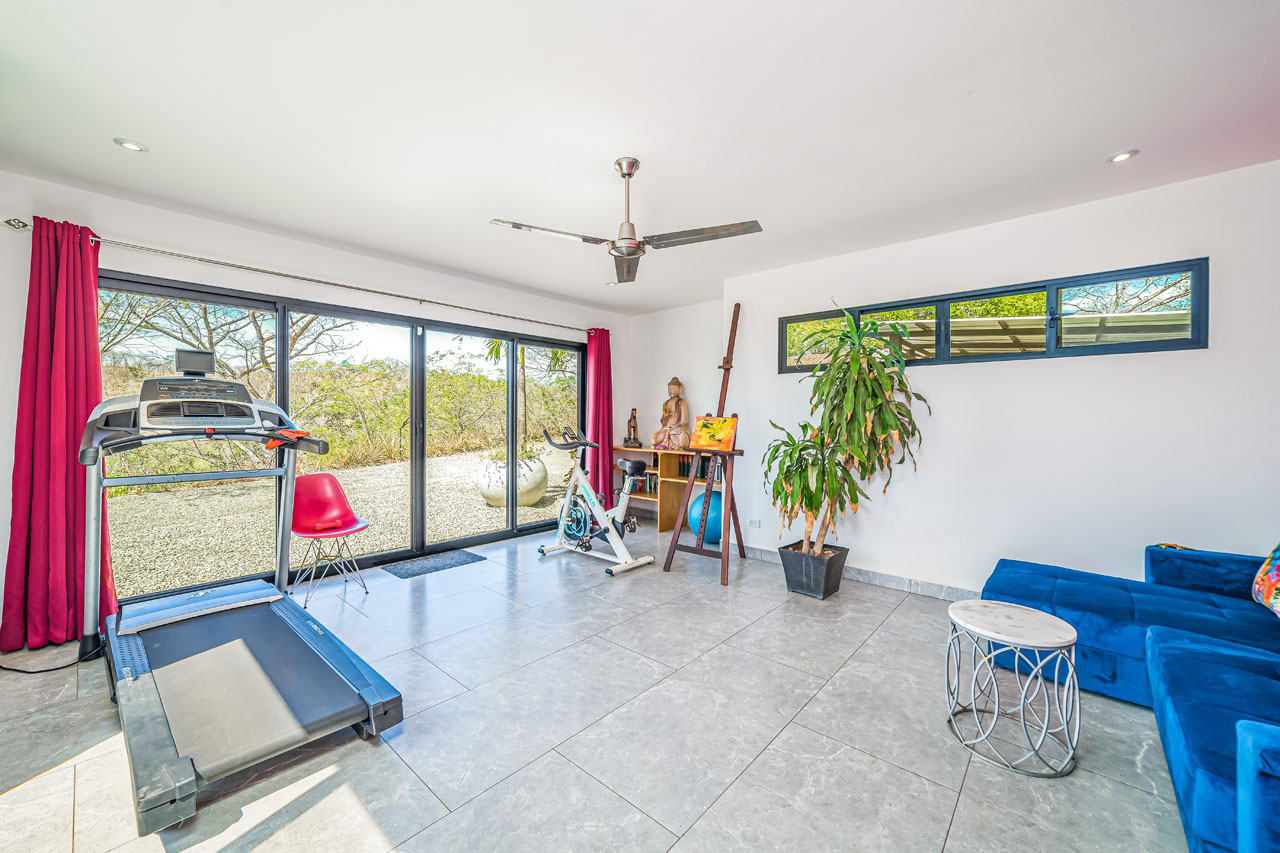 5 bed Single Family Homes For Sale in Tamarindo, Guanacaste - thumb 18