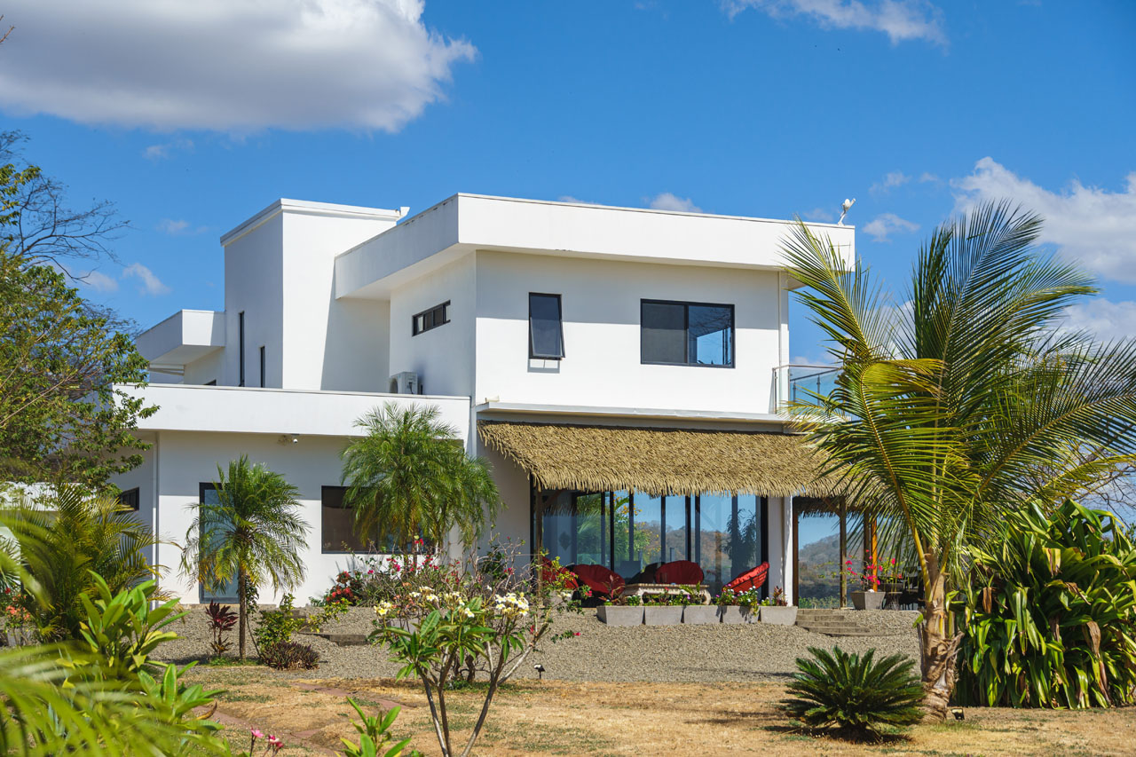 5 bed Single Family Homes For Sale in Tamarindo, Guanacaste - thumb 4