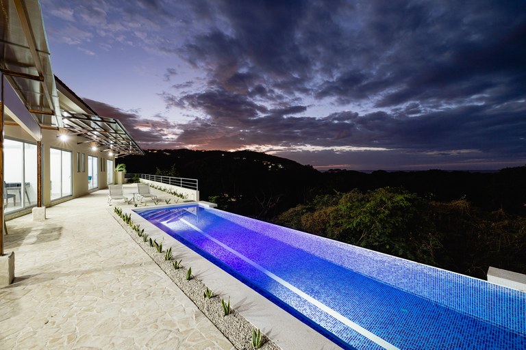 4 bed Single Family Homes For Sale in Hermosa, Guanacaste - thumb 6