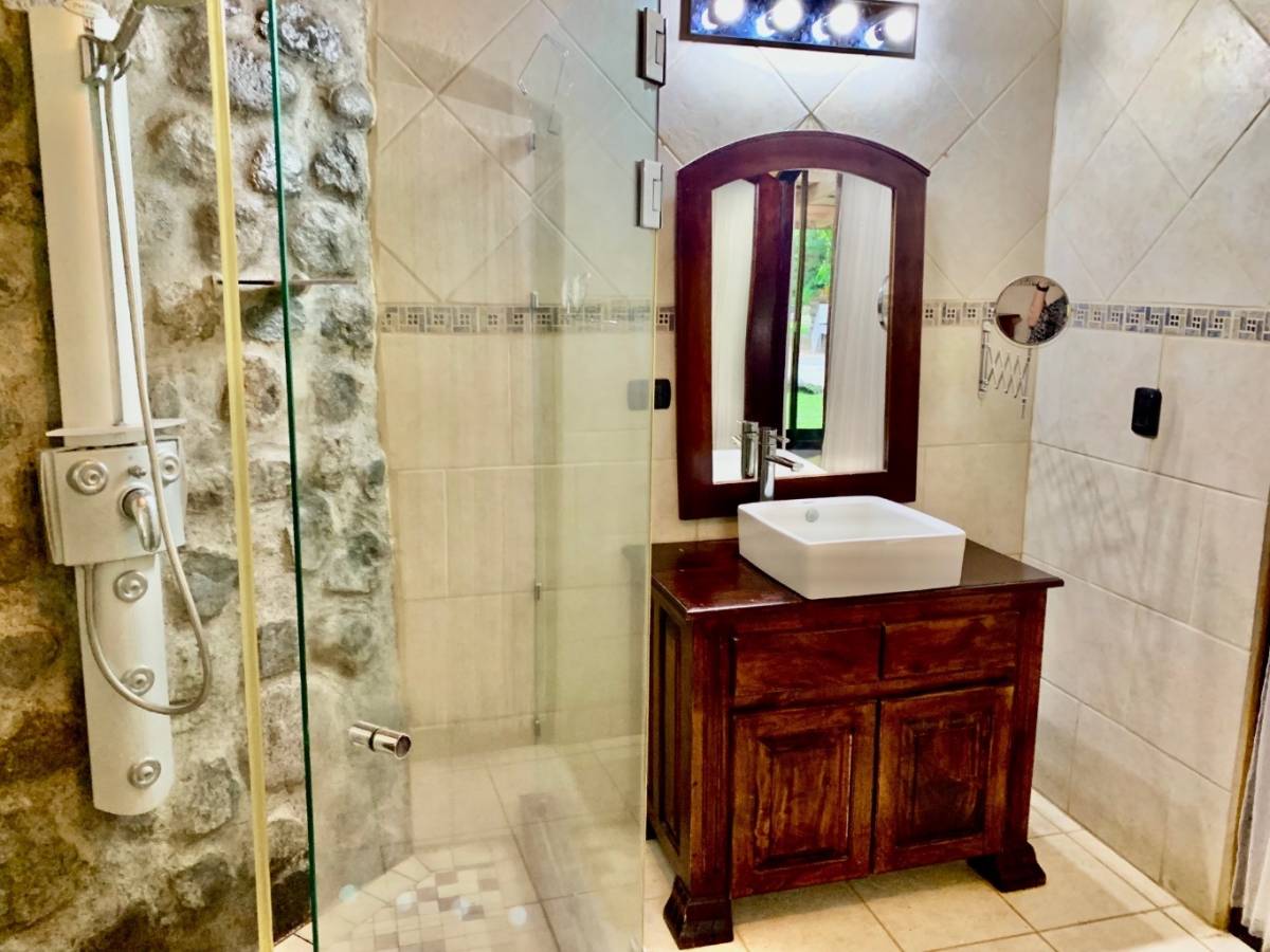 3 bed Single Family Homes For Sale in Ojochal, Puntarenas - thumb 19