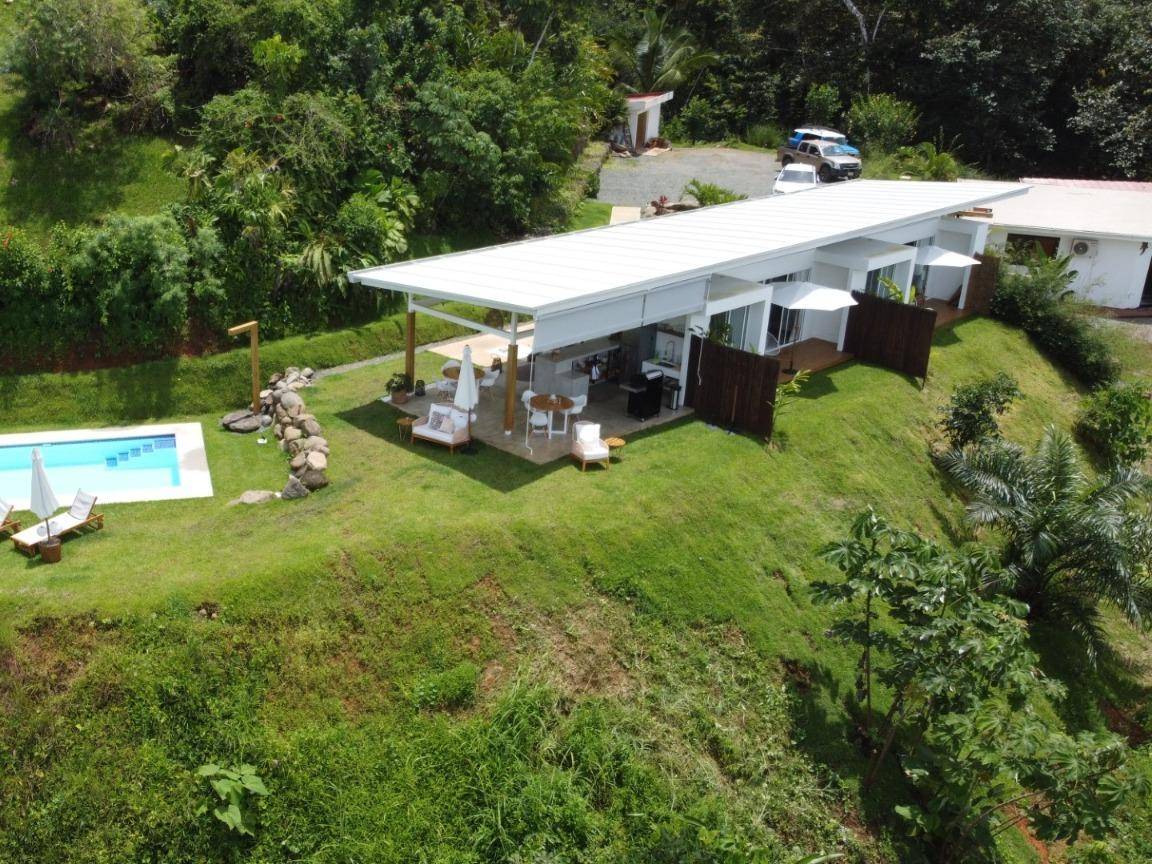 4 bed Single Family Homes For Sale in Ojochal, Puntarenas - thumb 2