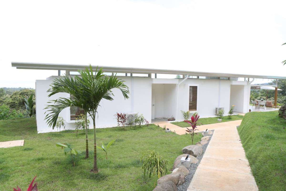 4 bed Single Family Homes For Sale in Ojochal, Puntarenas - thumb 3