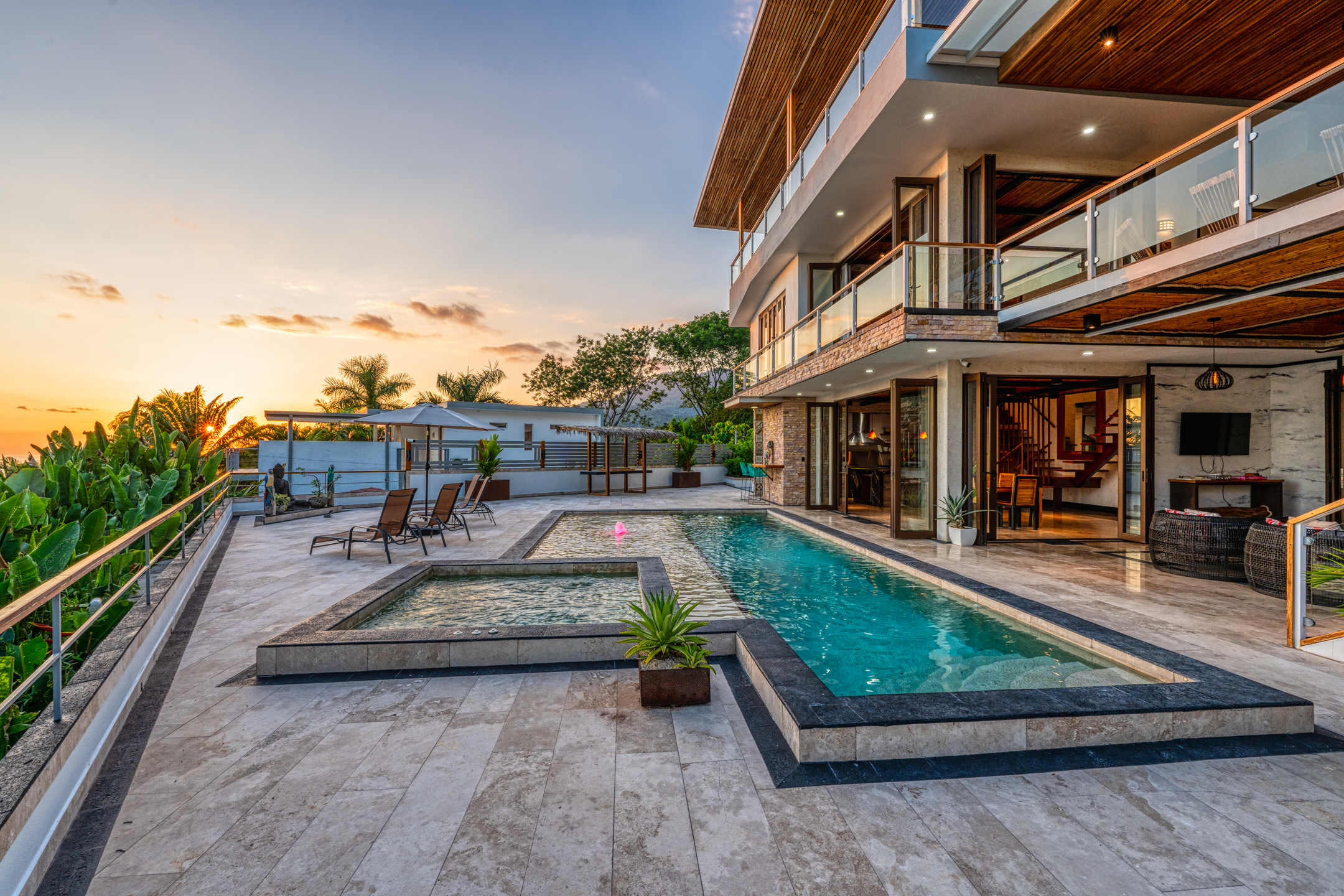 4 bed Single Family Homes For Sale in Uvita, Puntarenas - thumb 2