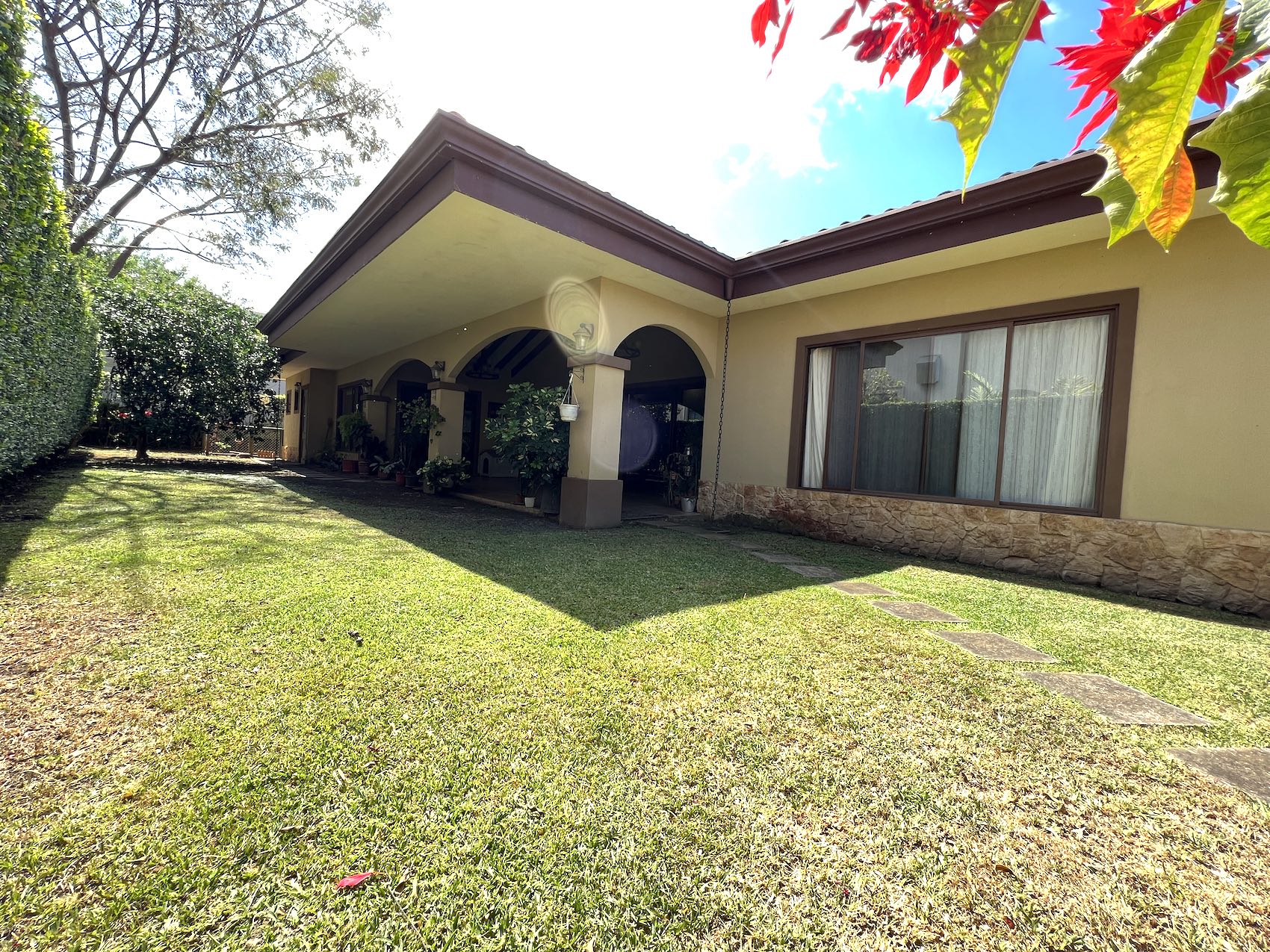 3 bed Single Family Homes For Sale in Santa Ana, San Jose - thumb 9