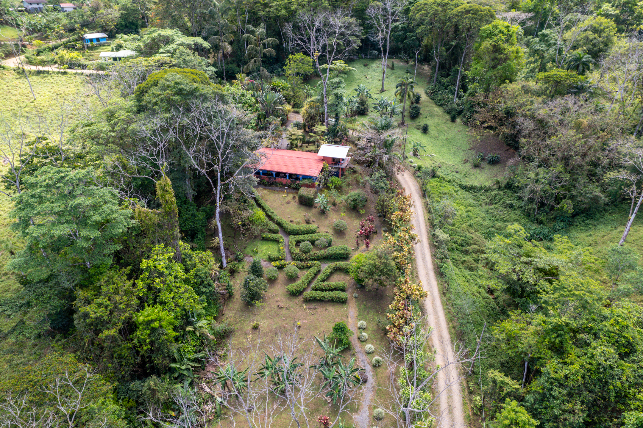 2 bed Single Family Homes For Sale in Dominical, Puntarenas - thumb 6