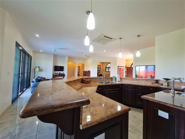 3 bed Single Family Homes For Sale in Playas Del Coco, Guanacaste - thumb 11
