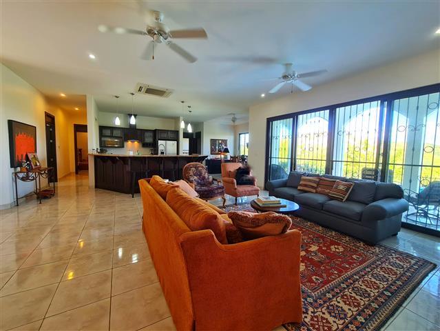 3 bed Single Family Homes For Sale in Playas Del Coco, Guanacaste - thumb 24