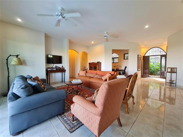 3 bed Single Family Homes For Sale in Playas Del Coco, Guanacaste - thumb 15