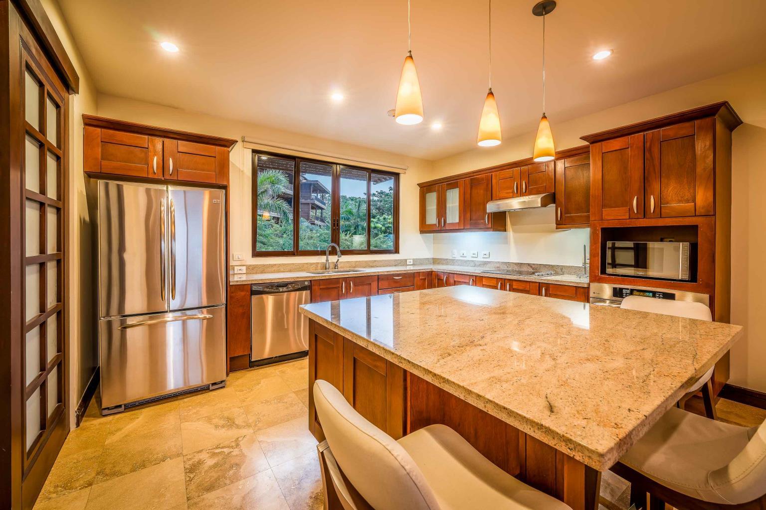 3 bed Single Family Homes For Sale in Playas Del Coco, Guanacaste - thumb 4