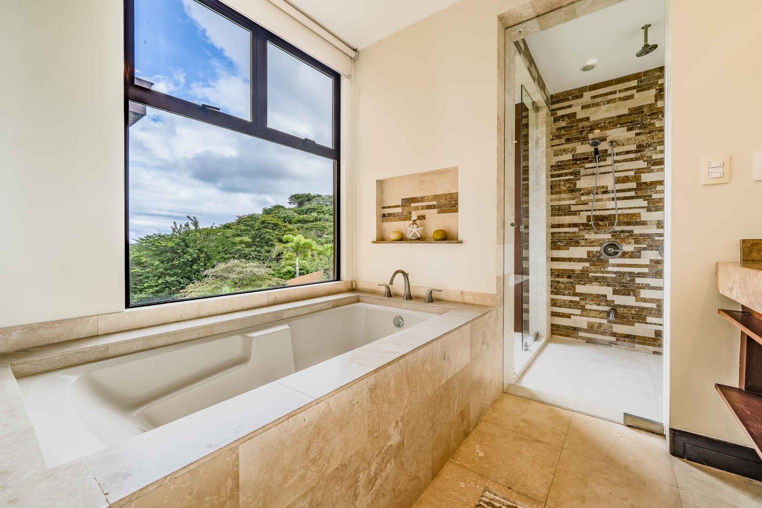 3 bed Single Family Homes For Sale in Playas Del Coco, Guanacaste - thumb 11