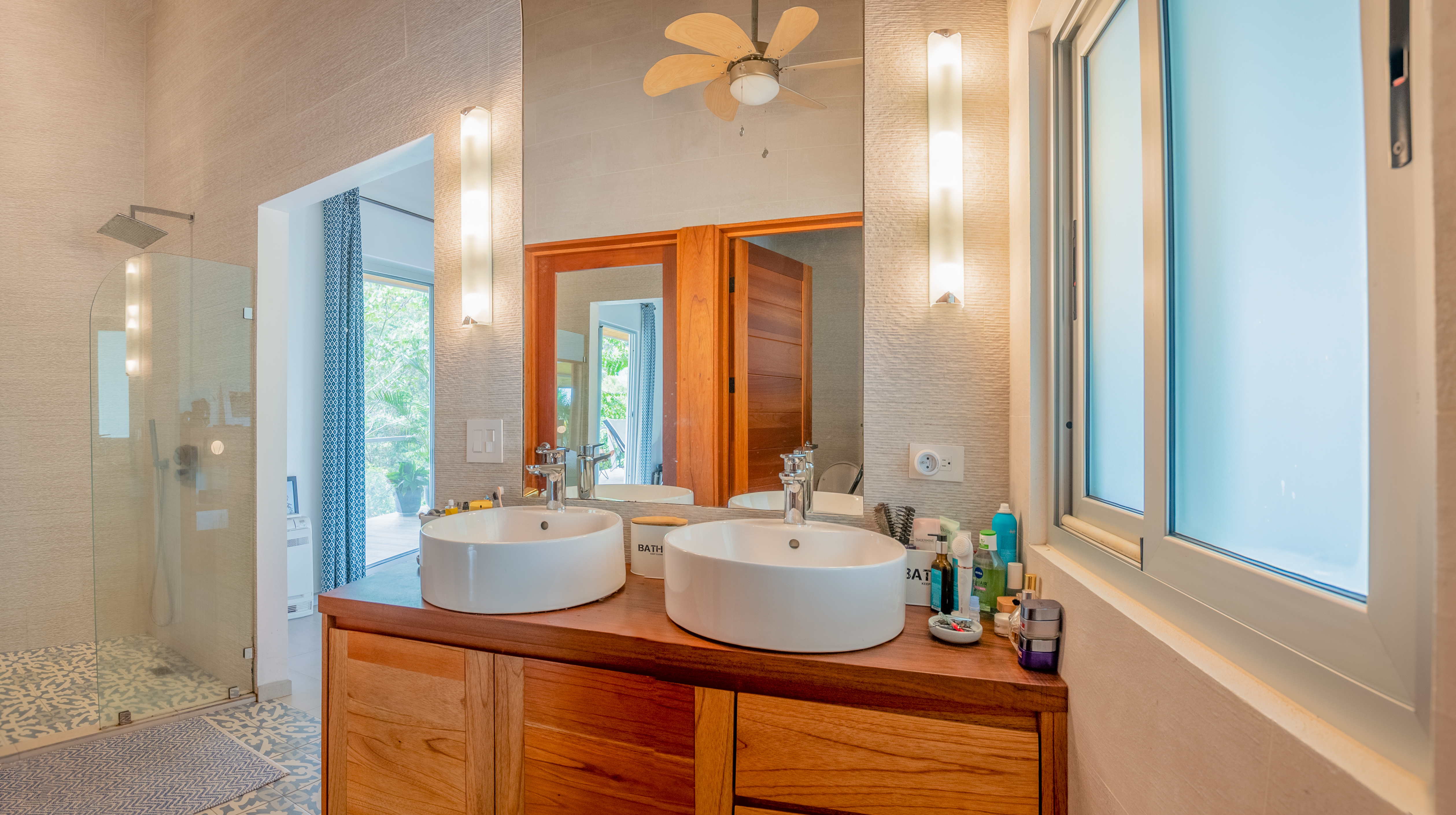 3 bed Single Family Homes For Sale in Ojochal, Puntarenas - thumb 14