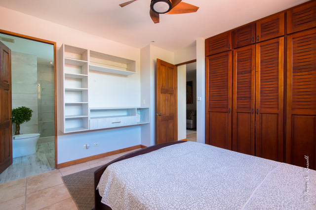 4 bed Single Family Homes For Sale in Jaco, Puntarenas - thumb 7