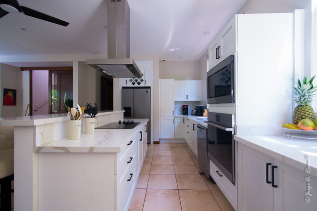 4 bed Single Family Homes For Sale in Jaco, Puntarenas - thumb 11