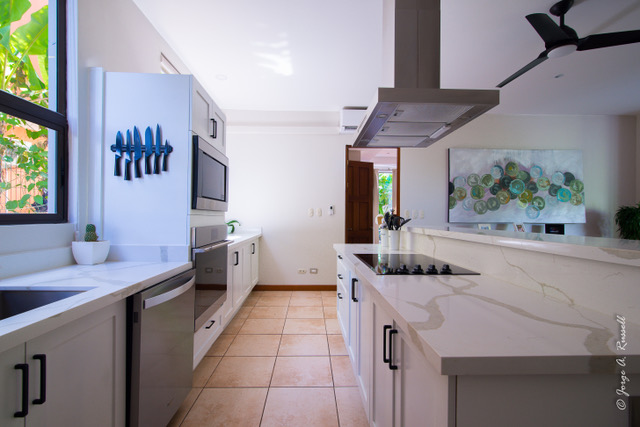 4 bed Single Family Homes For Sale in Jaco, Puntarenas - thumb 3