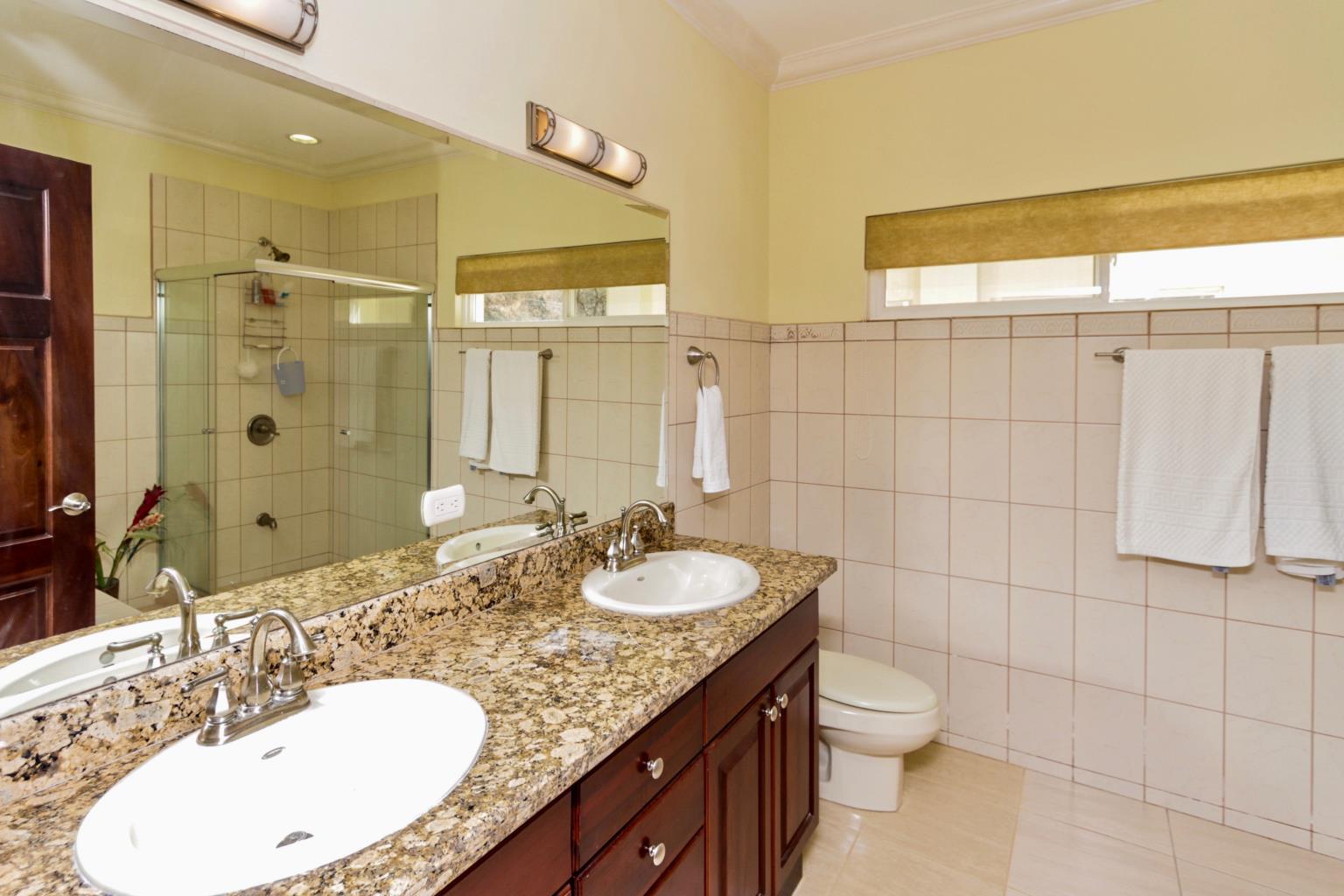 2 bed Condo For Sale in Hermosa, Guanacaste - thumb 8