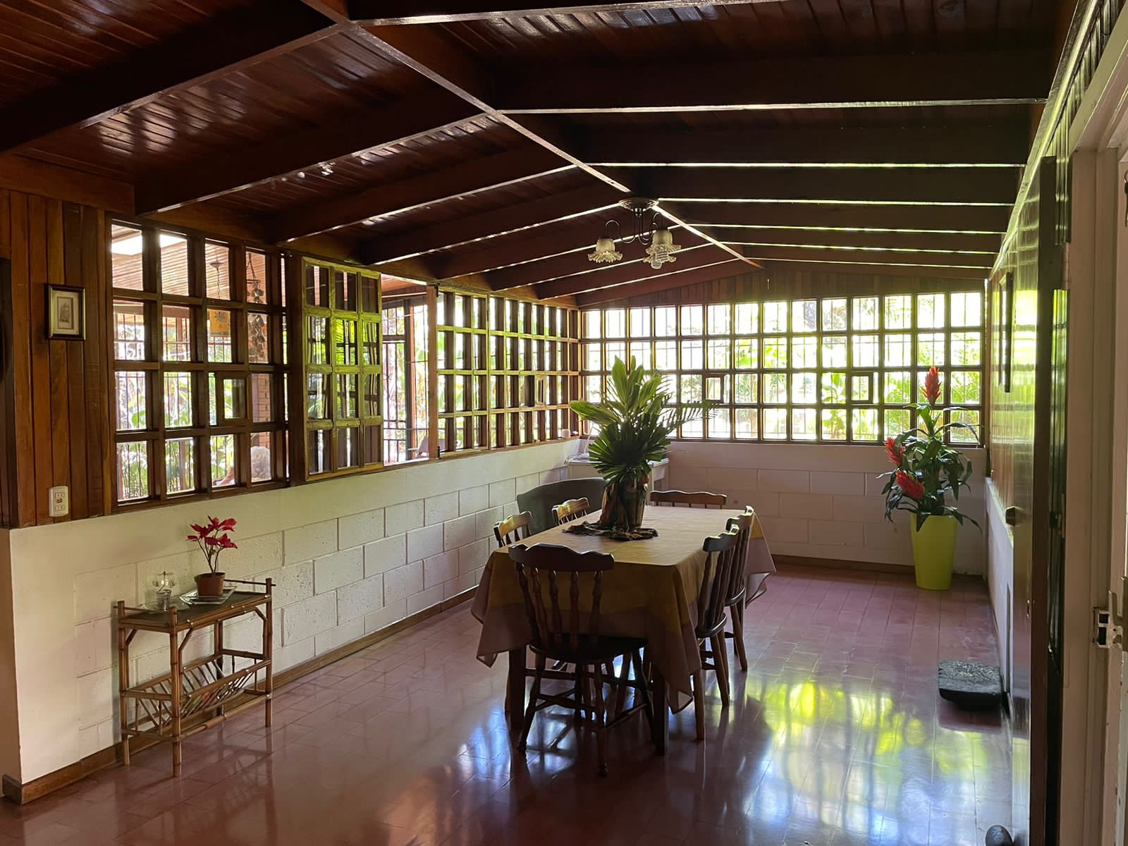 4 bed Single Family Homes For Sale in La Garita, Alajuela - thumb 2