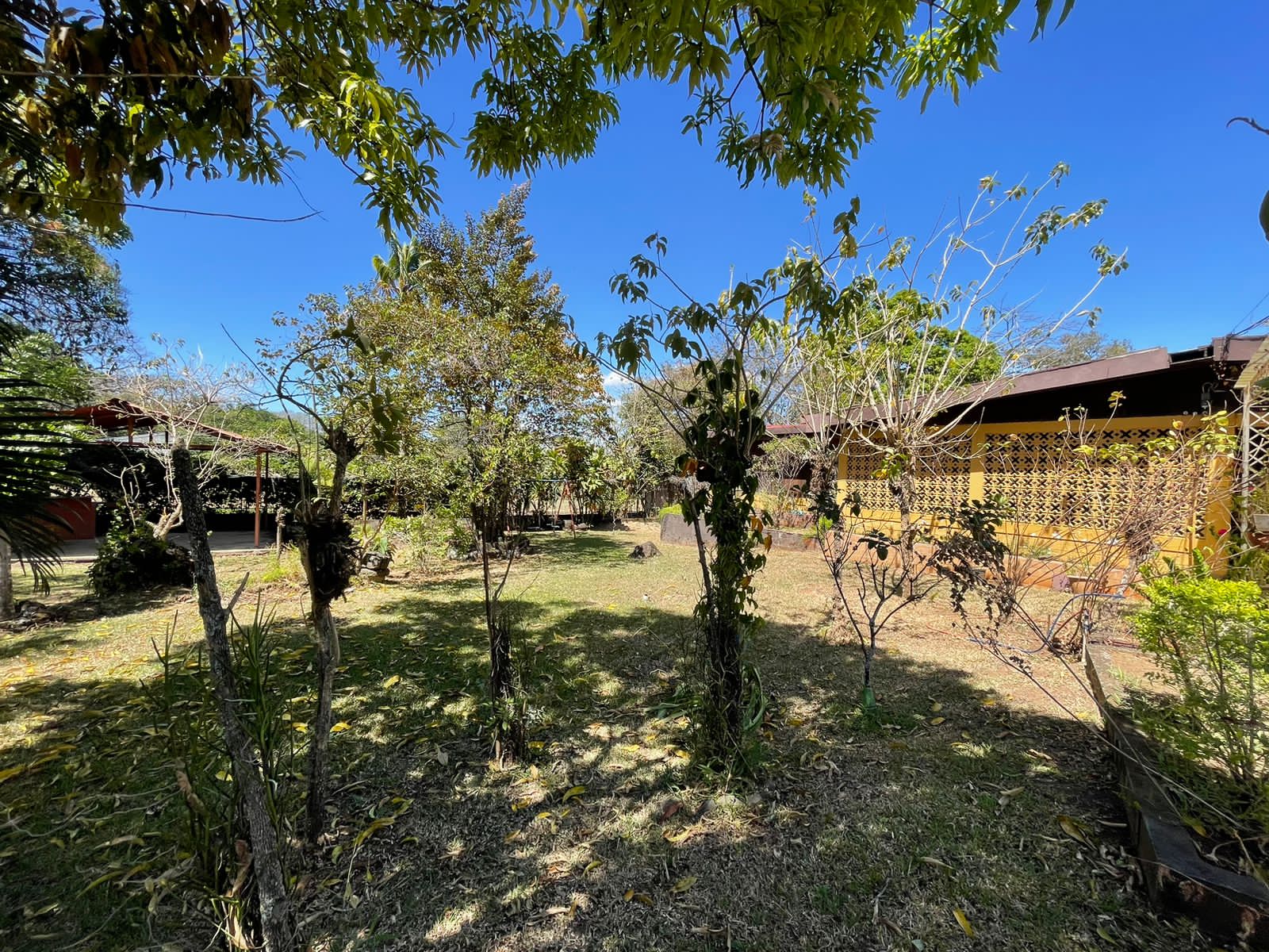 4 bed Single Family Homes For Sale in La Garita, Alajuela - thumb 20