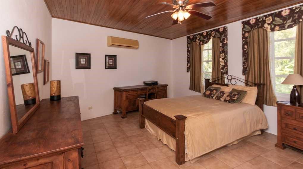 4 bed Single Family Homes For Sale in Ocotal, Guanacaste - thumb 9