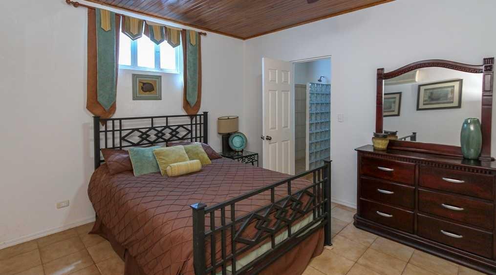 4 bed Single Family Homes For Sale in Ocotal, Guanacaste - thumb 8