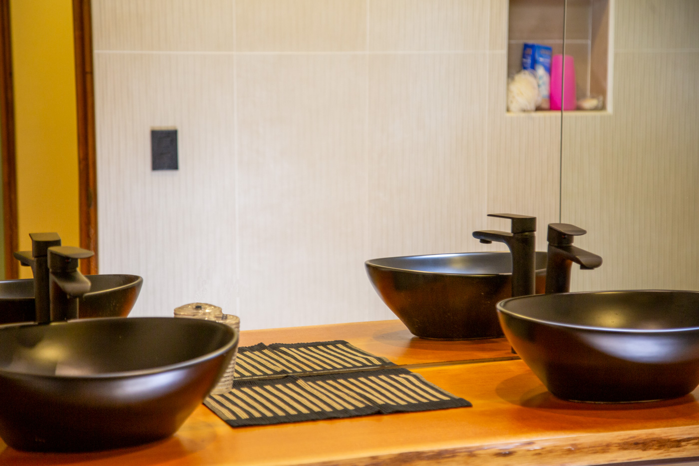 4 bed Single Family Homes For Sale in Perez Zeledon, San Jose - thumb 17