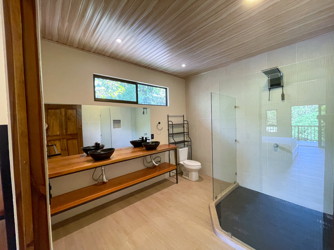 4 bed Single Family Homes For Sale in Perez Zeledon, San Jose - thumb 22