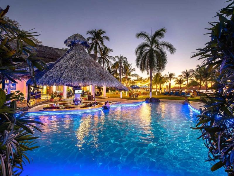 35 bed Hotel / Leisure For Sale in Playa Flamingo, Guanacaste - 1