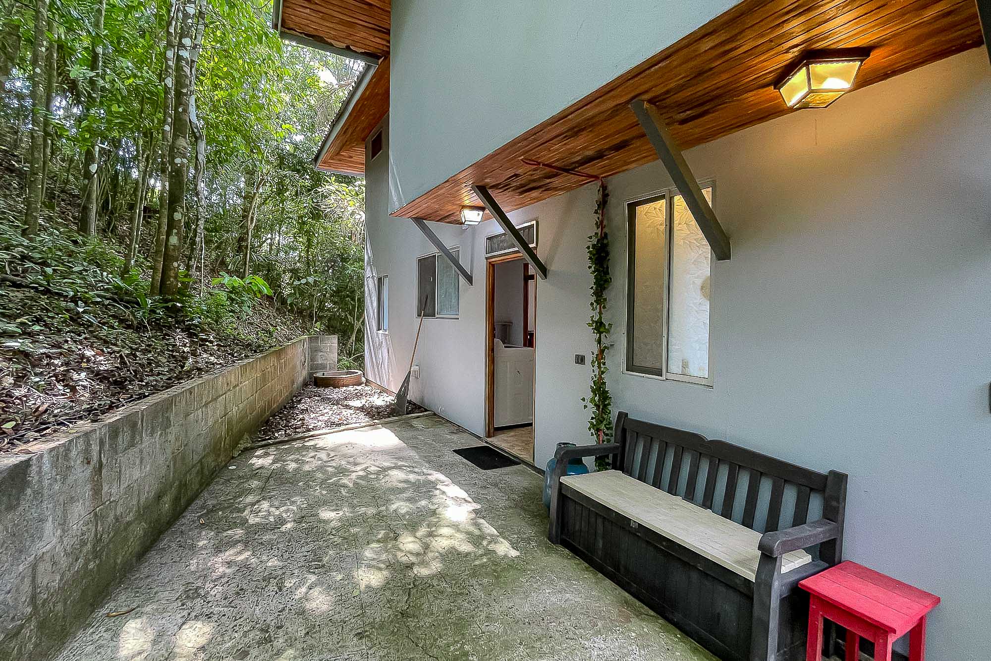 2 bed Single Family Homes For Sale in Manuel Antonio, Puntarenas - thumb 3