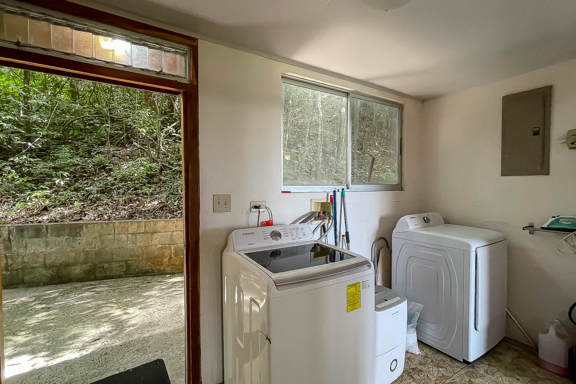 2 bed Single Family Homes For Sale in Manuel Antonio, Puntarenas - thumb 24