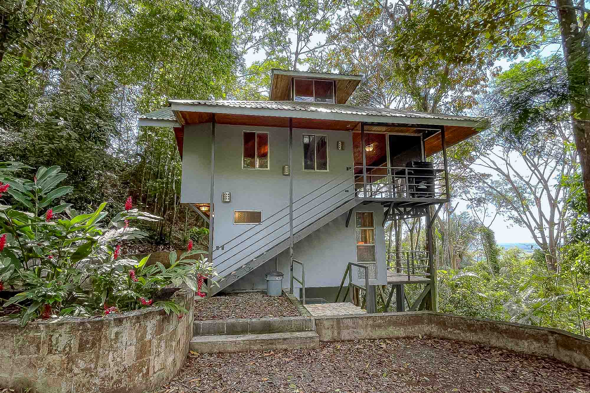 2 bed Single Family Homes For Sale in Manuel Antonio, Puntarenas - thumb 1