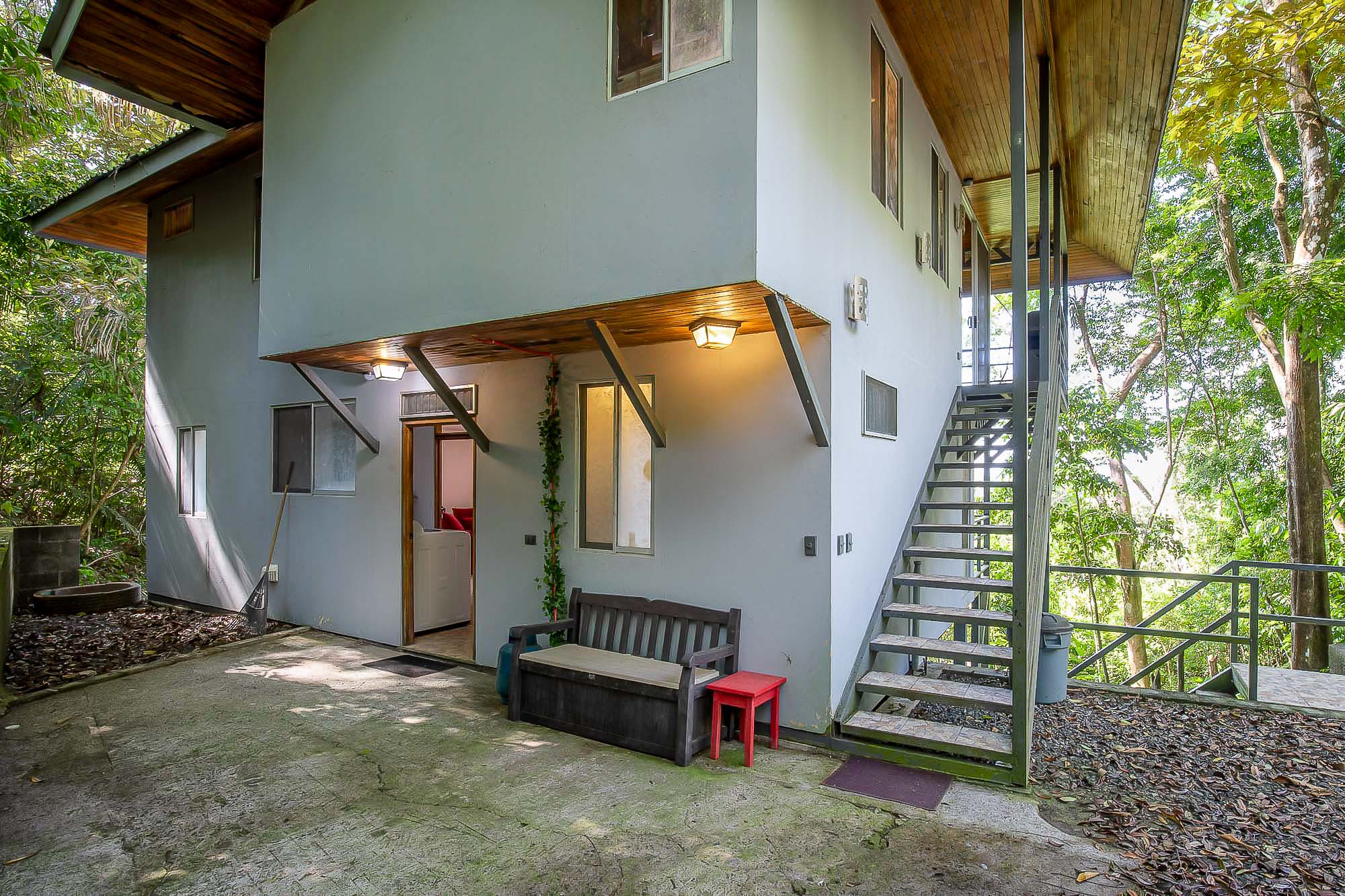 2 bed Single Family Homes For Sale in Manuel Antonio, Puntarenas - thumb 4