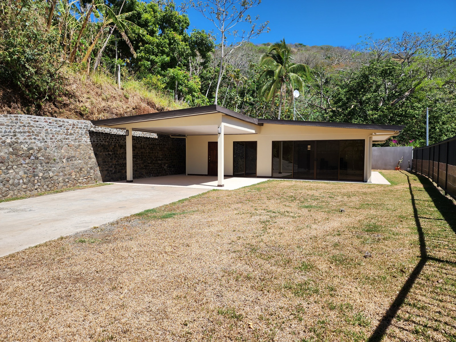 3 bed Single Family Homes For Sale in Atenas, Alajuela - thumb 12