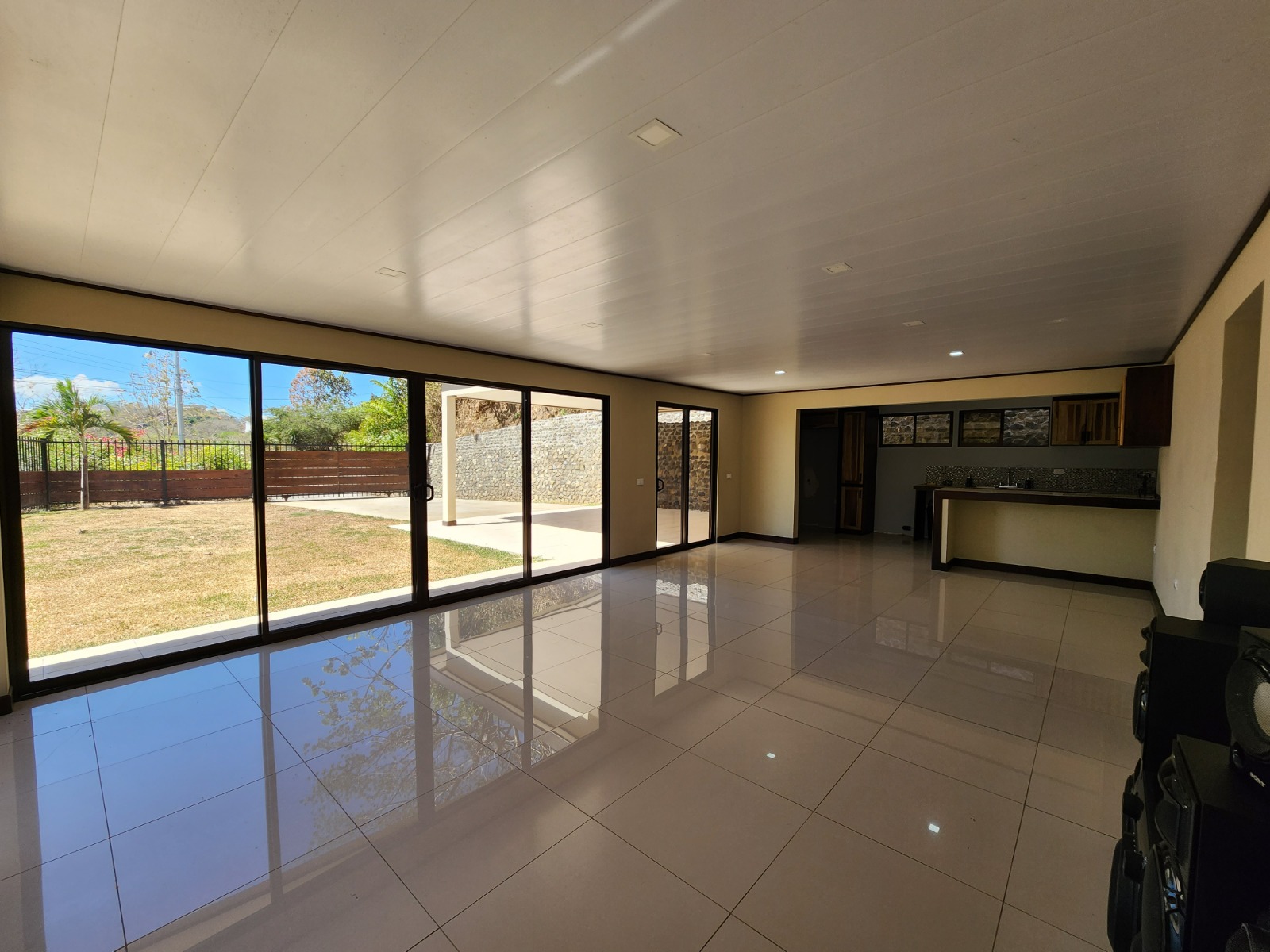 3 bed Single Family Homes For Sale in Atenas, Alajuela - thumb 5