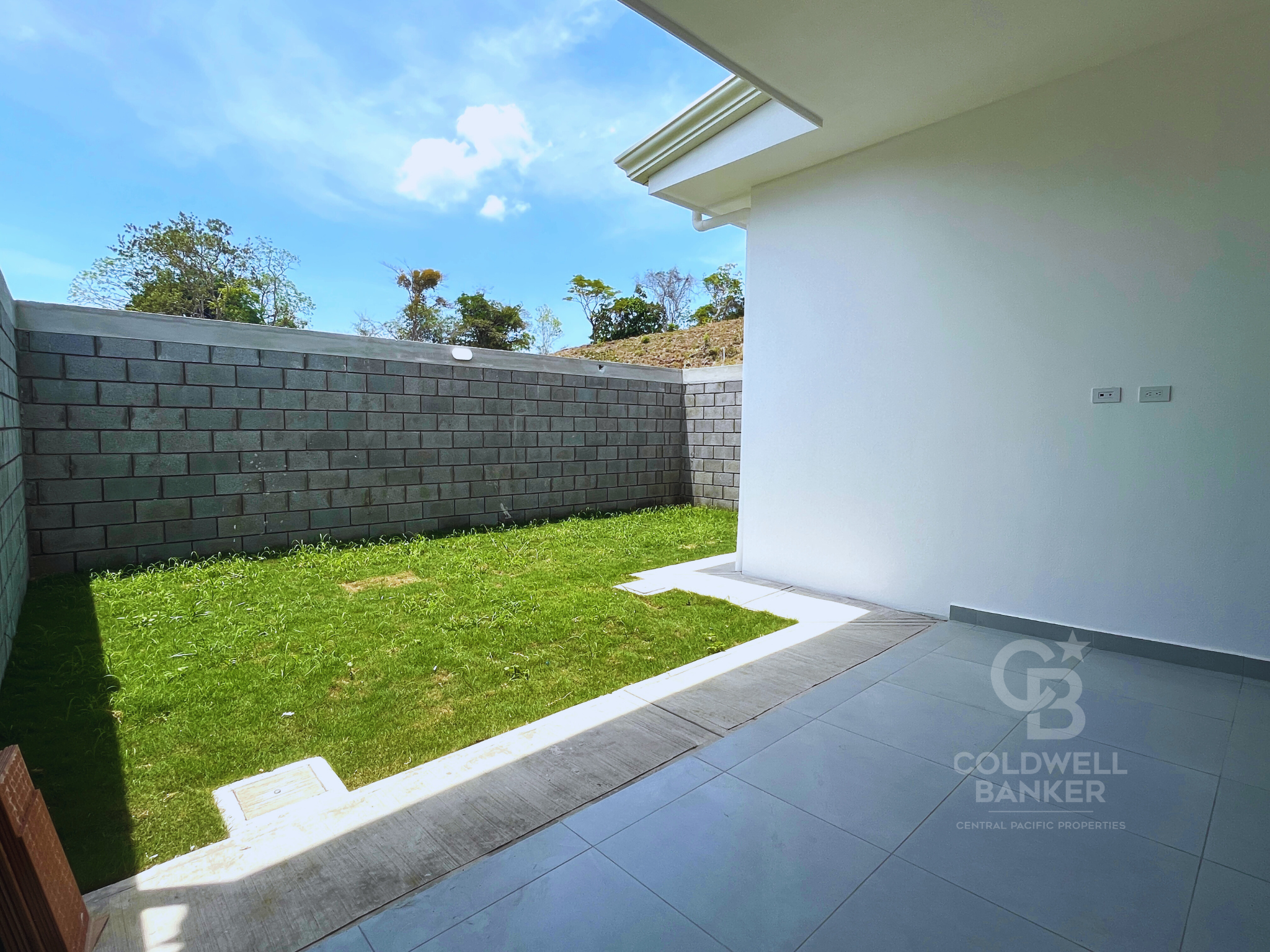 3 bed Single Family Homes For Sale in Herradura, Puntarenas - thumb 8