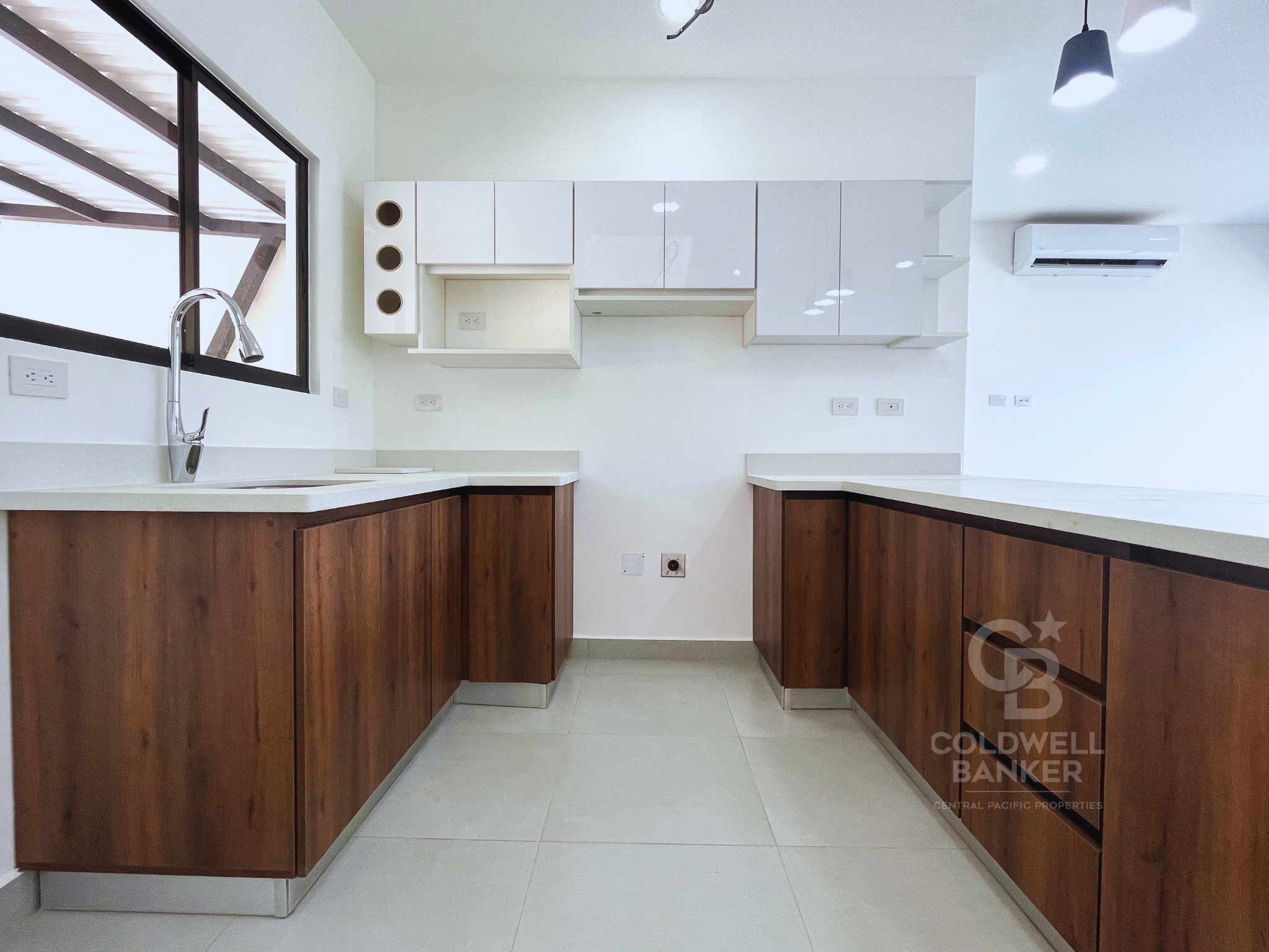 3 bed Single Family Homes For Sale in Herradura, Puntarenas - thumb 13